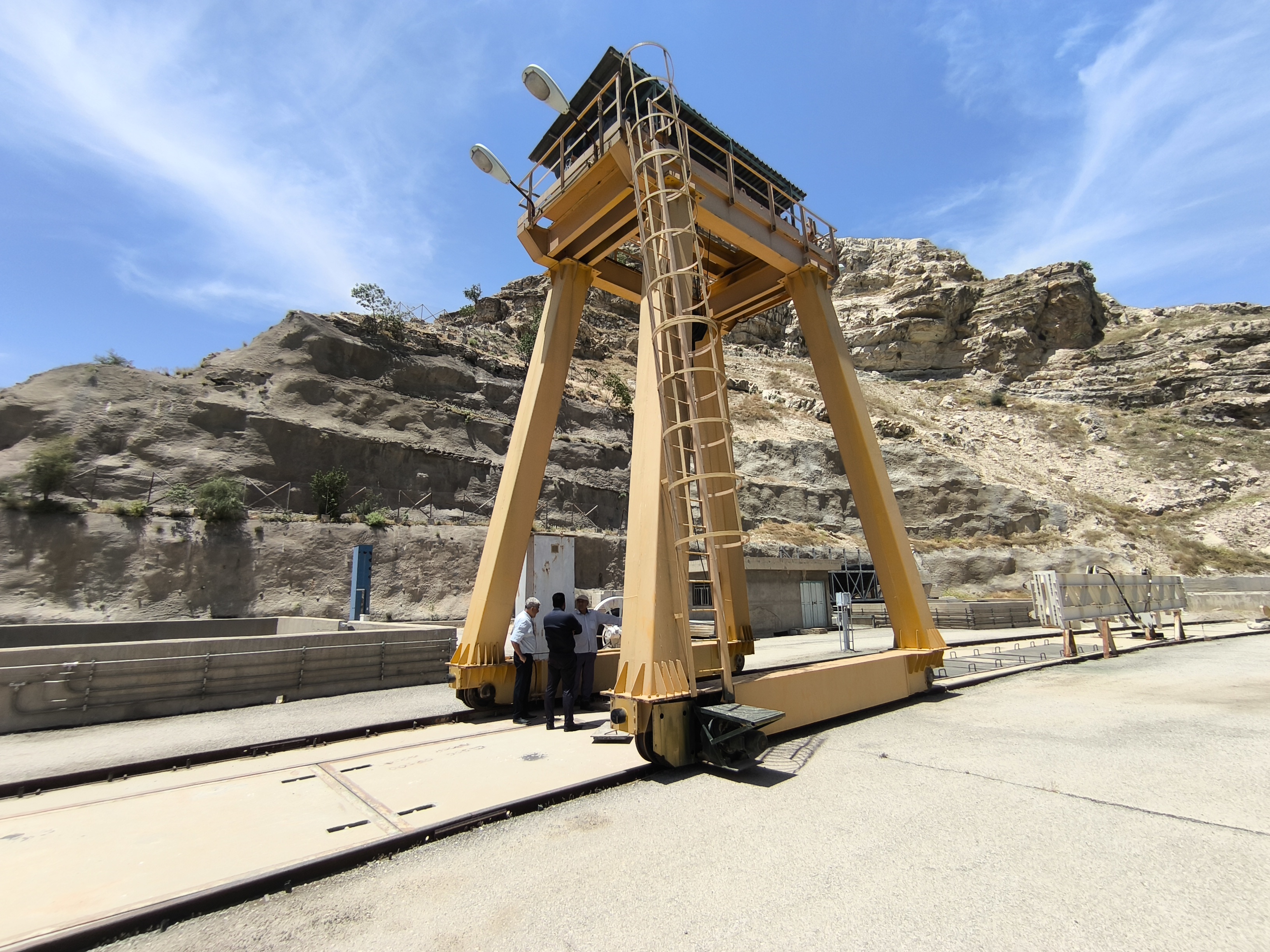 تعمیرات جرثقیل سقفی در اهواز و خوزستان | خدمات تخصصی Crane Service